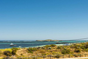 Ocean Sunset - Luxury Apartment with Ocean Views, Lancelin